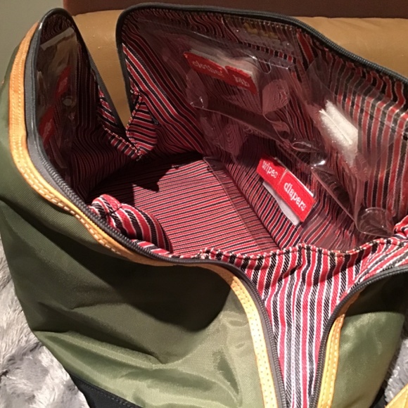 DANZO ‘RETRO KHAKI GREEN NYLON WITH BEIGE VACHETTA HANDLES & TRIMS  BABY BAG - Picture 12 of 16